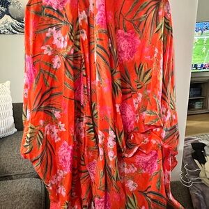 Vibrant Floral kimono